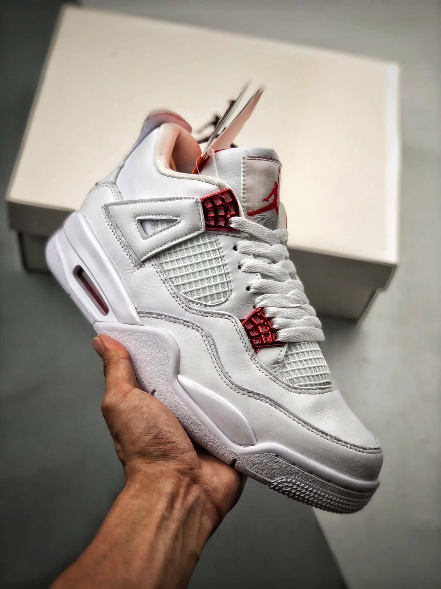 Air Jordan 4 Retro Metallic Red 