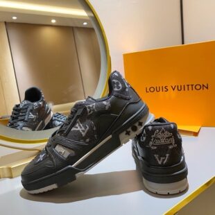 Louis Vuitton LVSK8