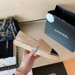 Double Chanel Bags and Curvy Suede Boots