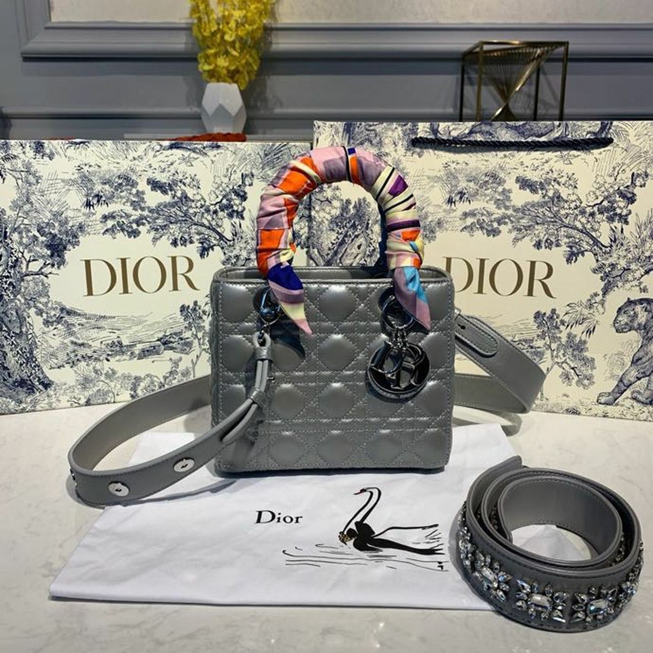 Dior punching With charm Tote Bag Leather White / blue