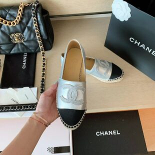 Chanel Pre-Owned 1980s quilted belt bag
