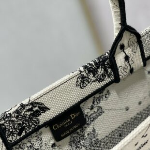 Love Moschino cross body bag with cross stitch detail