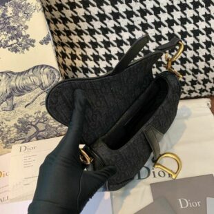 Yves Saint Laurent Pre-Owned polka dot pattern flap crossbody bag
