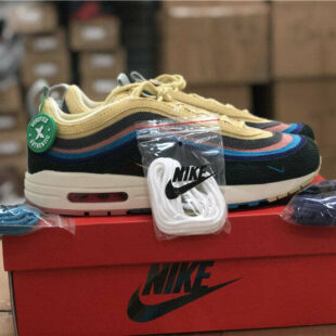nike air max one x liberty united airlines