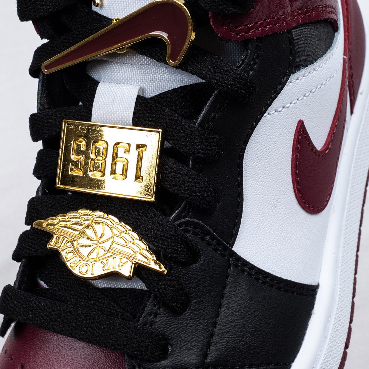 womens jordan 1 mid gold pendants