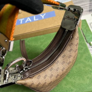 Zaino bag Gucci in pelle monogram marrone
